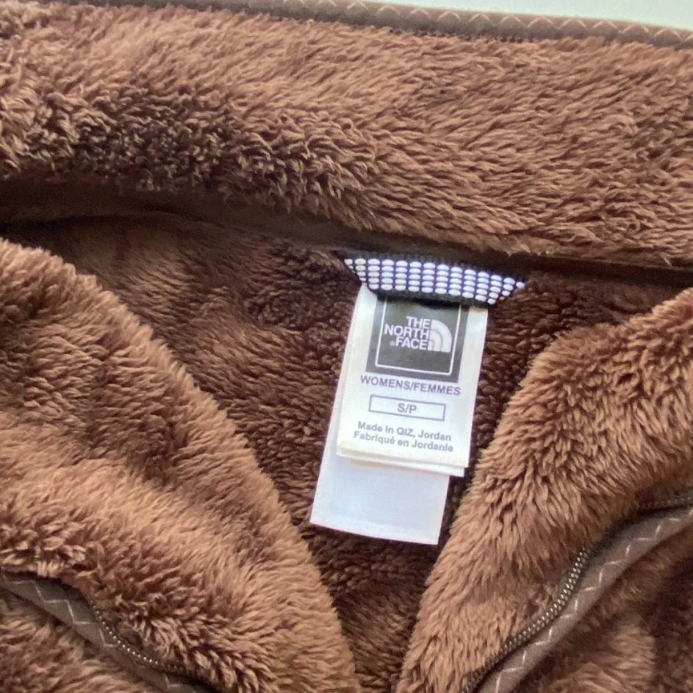 The North Face Chocolate Brown Teddy Quarter Zip - Picture 4 of 10